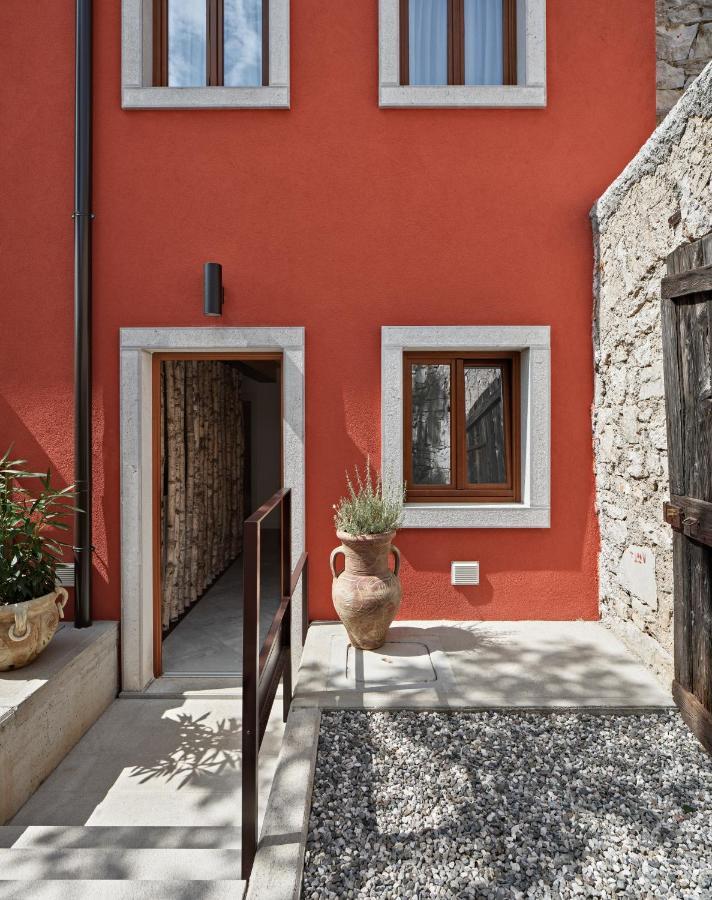 Crocevia - Locanda Carsica Contemporanea Trieste Bagian luar foto